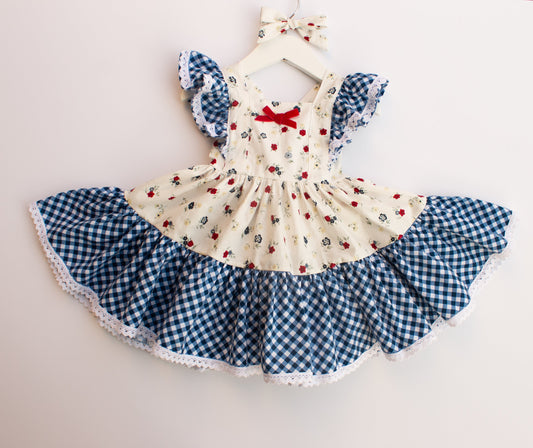 Gingham Parade | Showcase listing for Lisa C.