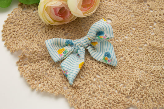 Bountiful garden bow set