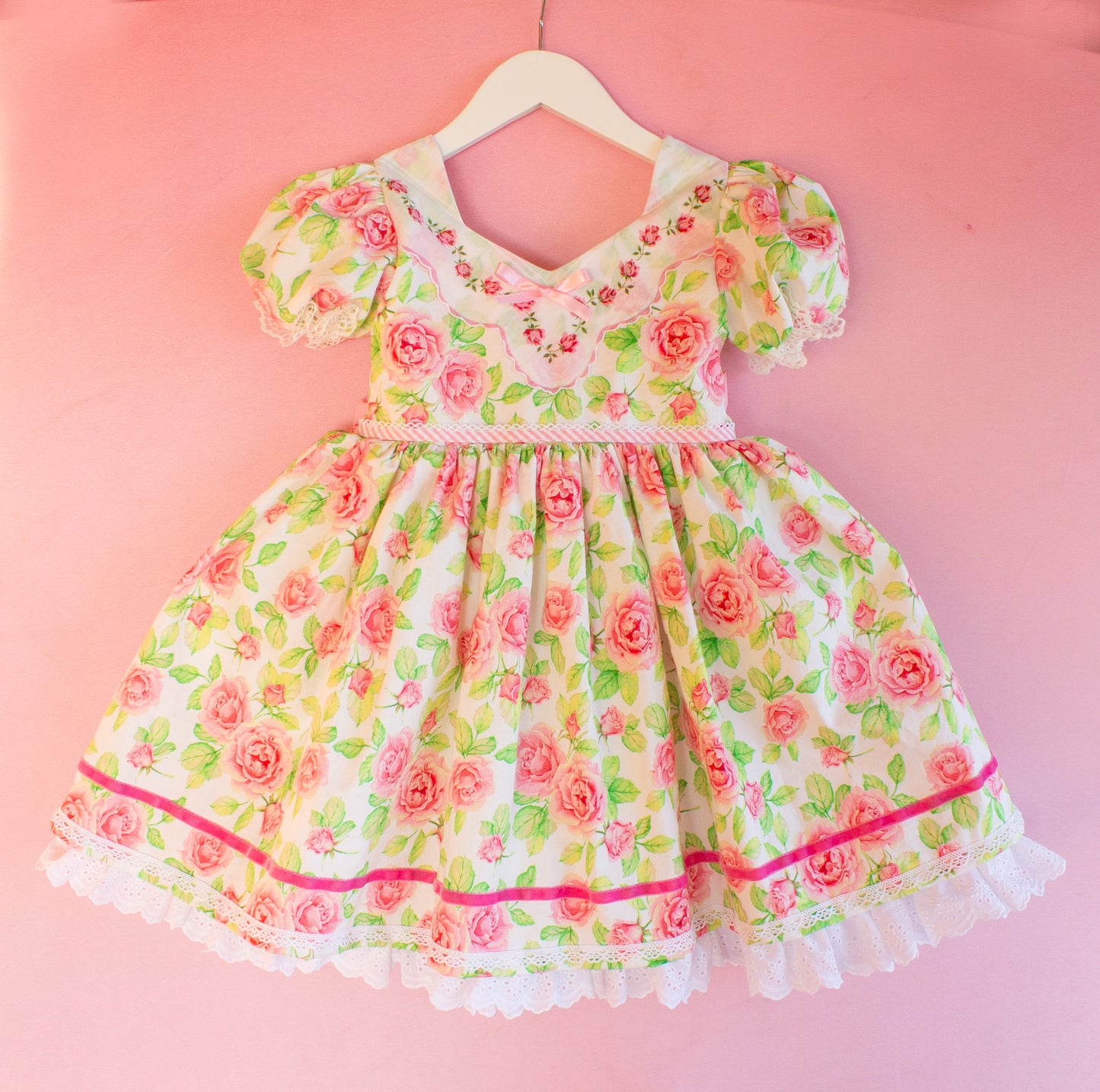 Vibrant Roses | size 6