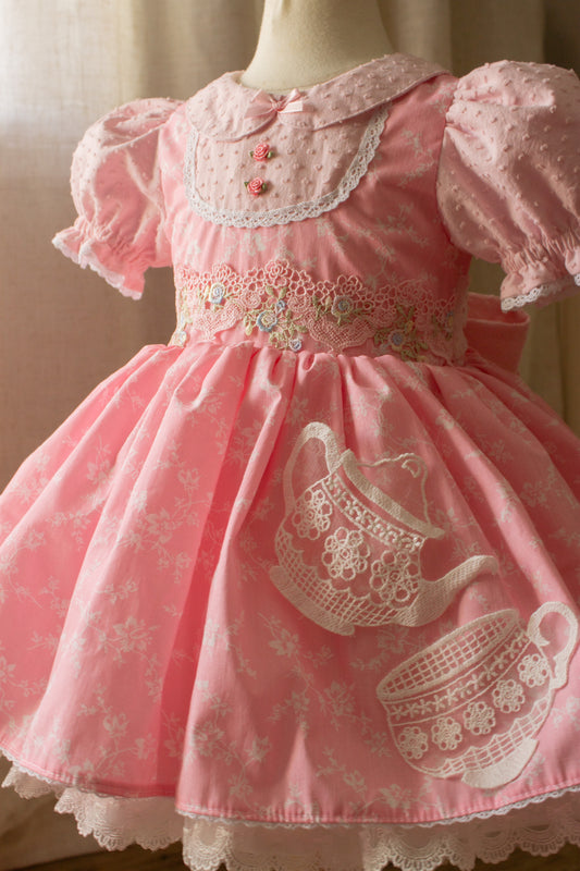 Tea on the Seine | Size 3