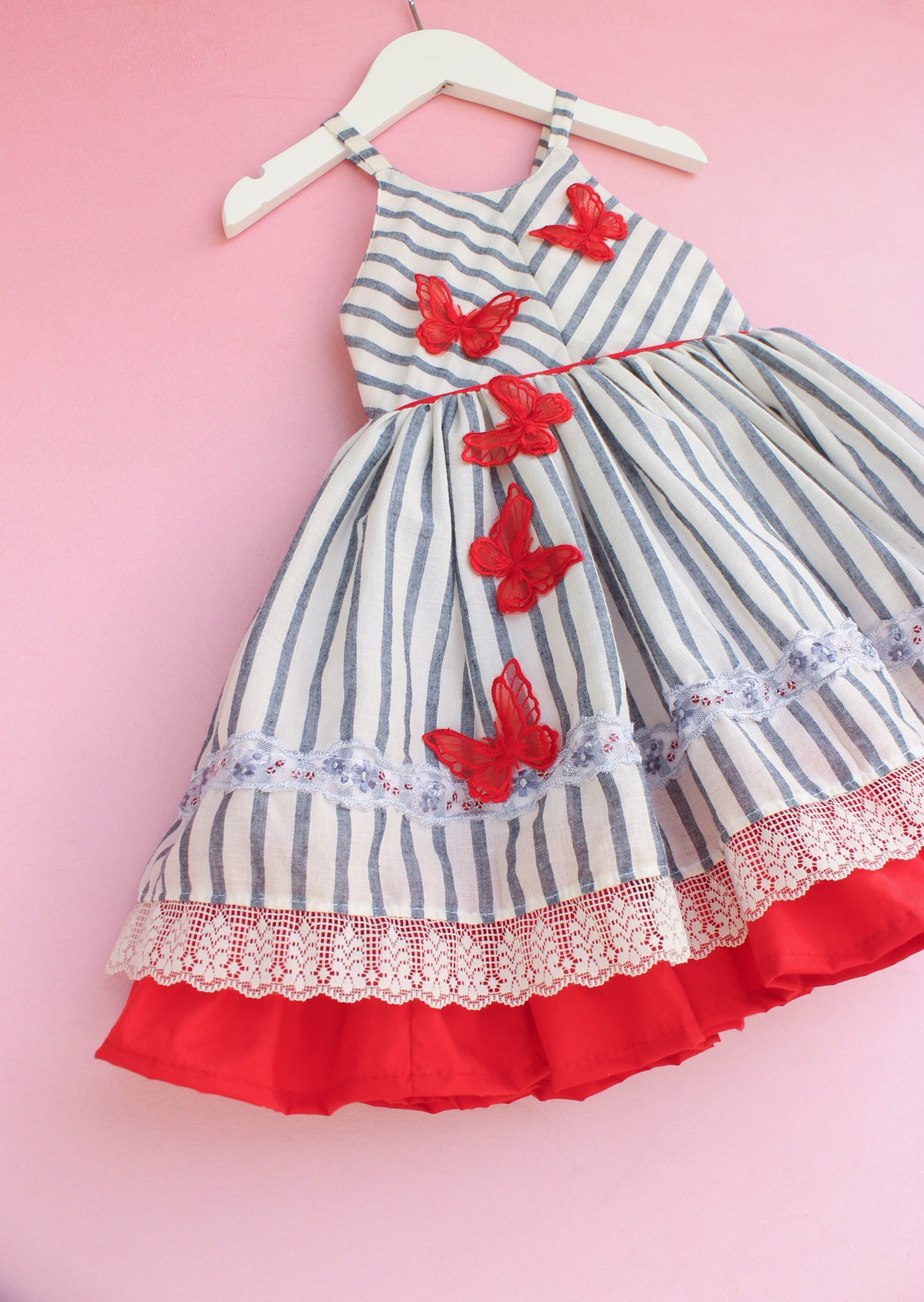Red white and butterflies | custom size