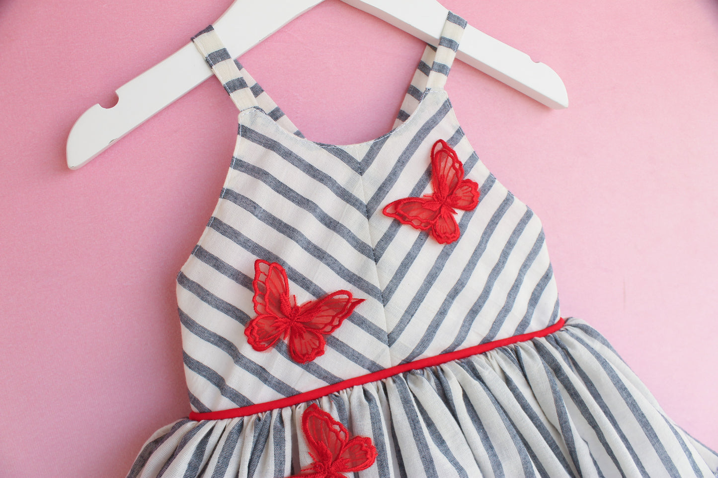 Red white and butterflies | custom size