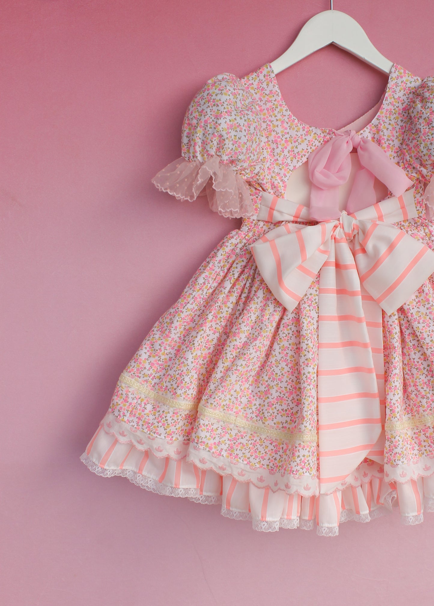 Bubble gum Rainbow | Vintage remix custom