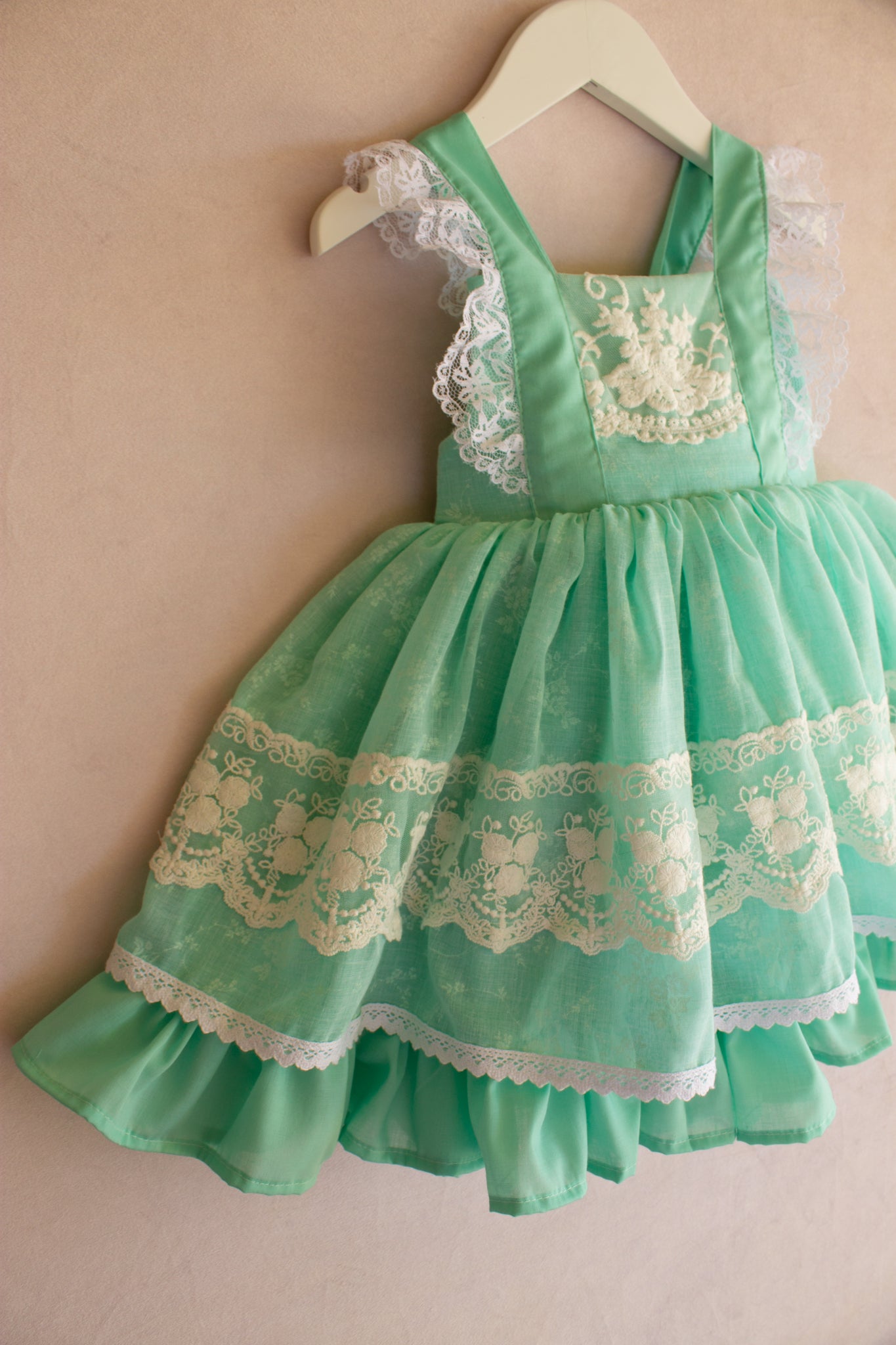 Minty fresh | Garden party custom