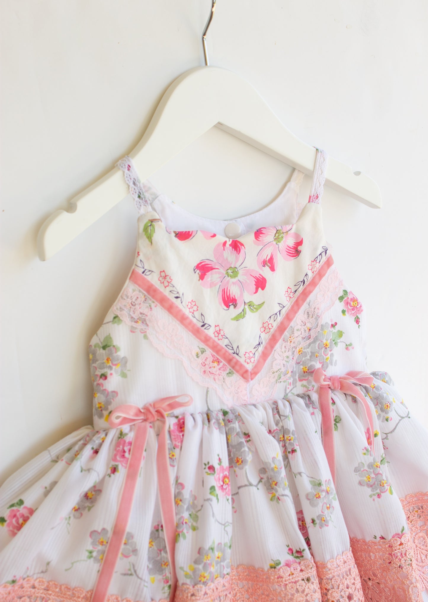 Almond blossom | Garden party custom