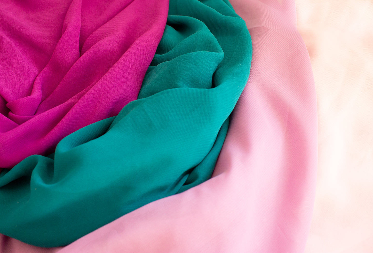 Teal Paradise Hi-low