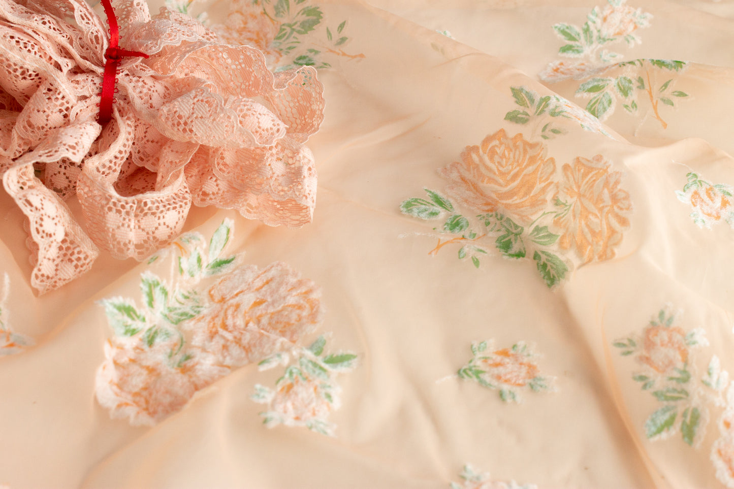 Apricot roses | May flowers custom