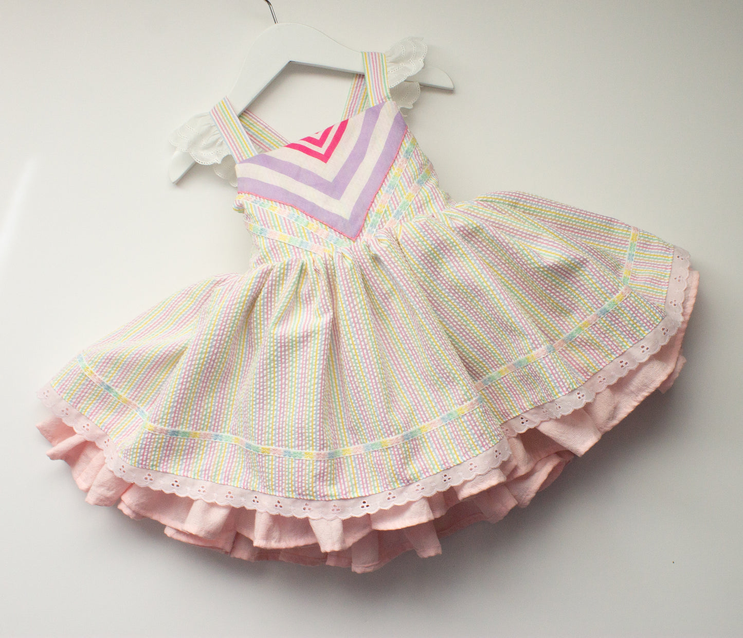 Retro rainbow | May flowers custom