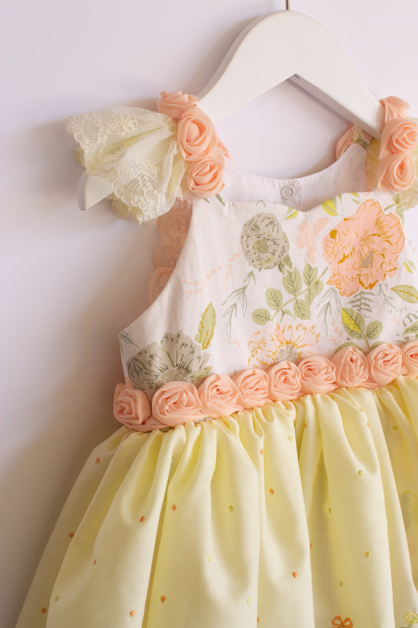 Peach bubble | May flowers custom