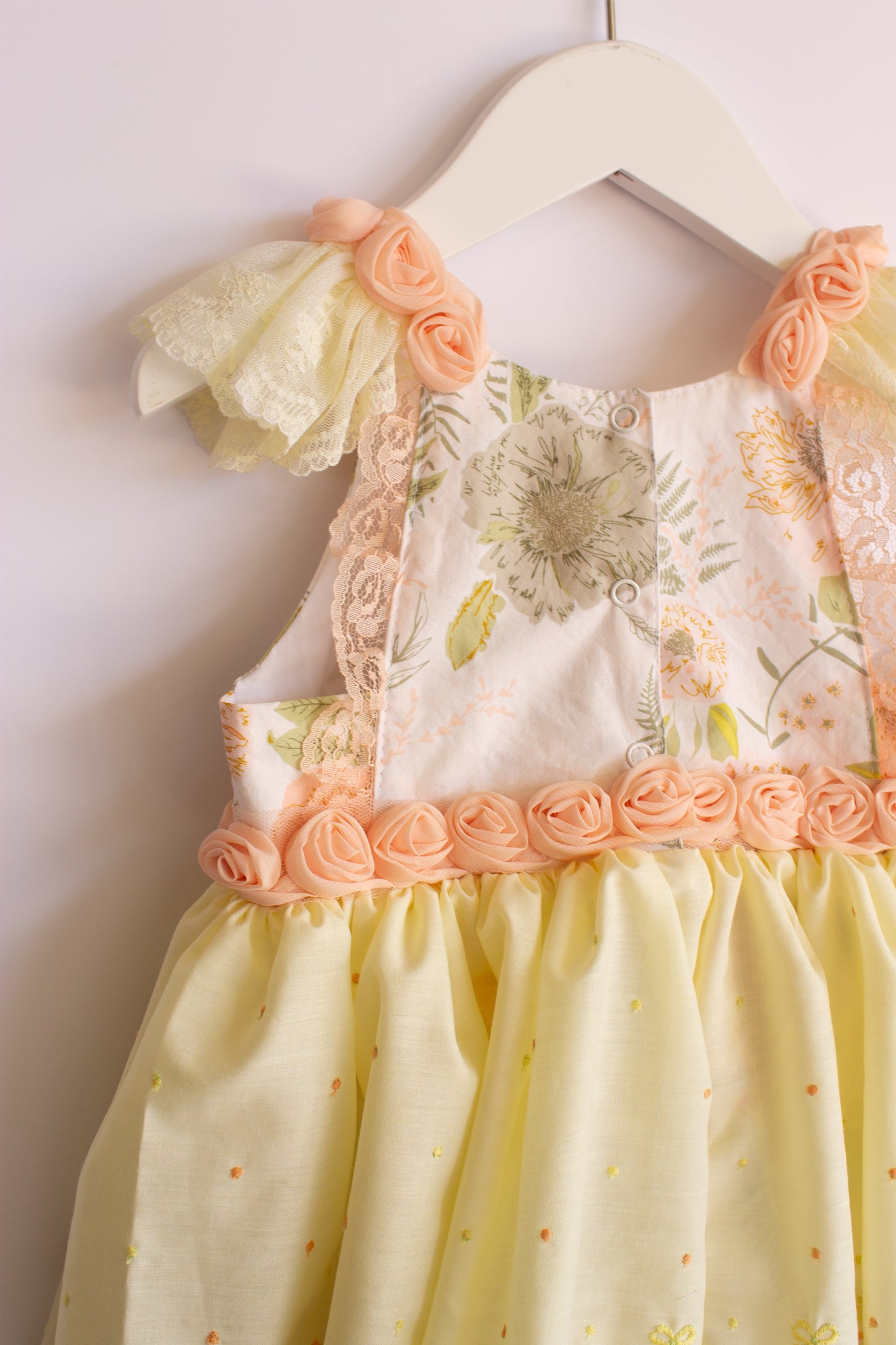 Peach bubble | May flowers custom