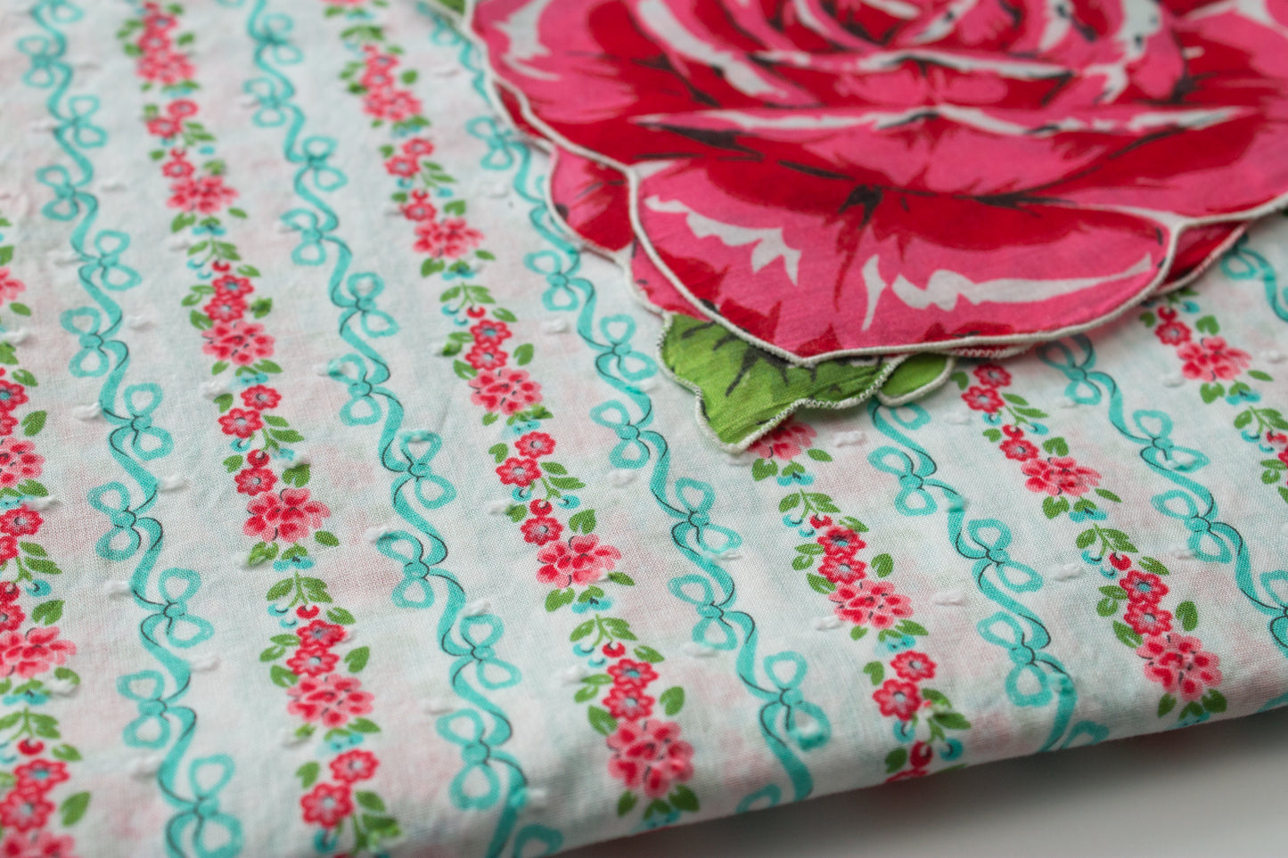 Tiffany bows and rose | Summer fun custom