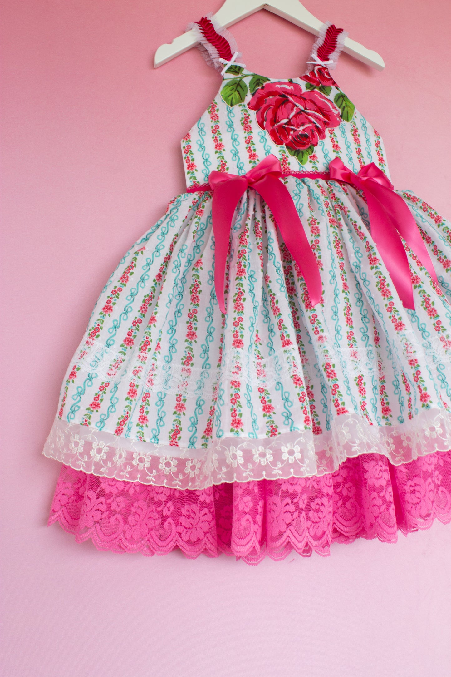 Tiffany bows and rose | Summer fun custom