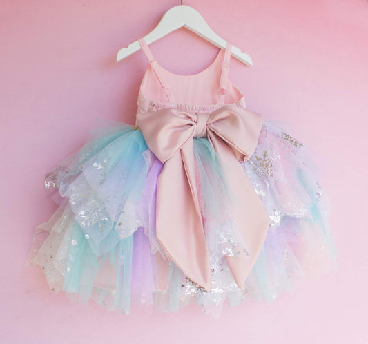 Land of Snow |  Showcase listing for Terri L.