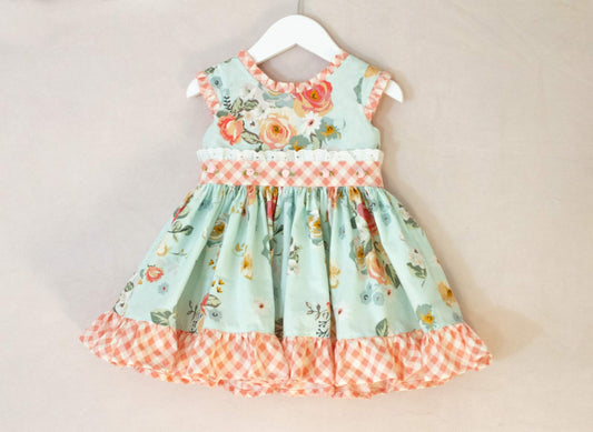 Showcase listing | Gingham garden for Emily S.